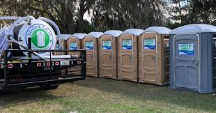 Best Deluxe Portable Toilet Rental  in Peosta, IA